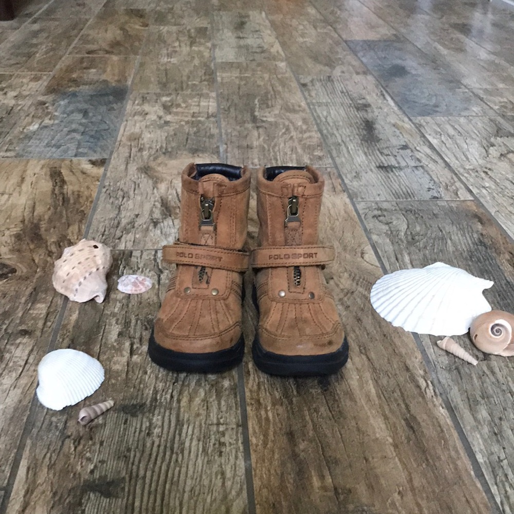 NWOT toddler boys size 7 Ralph Lauren boots